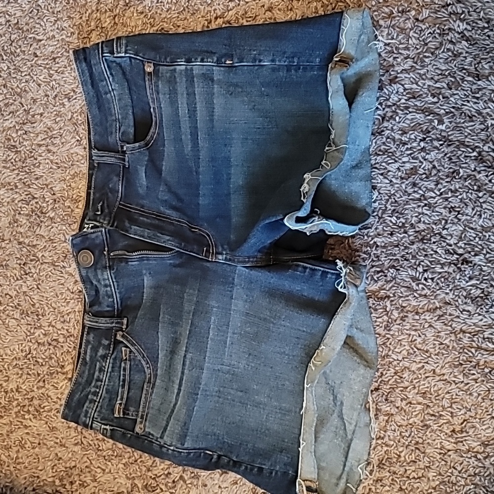 American Eagle 360 super stretch midi shorts